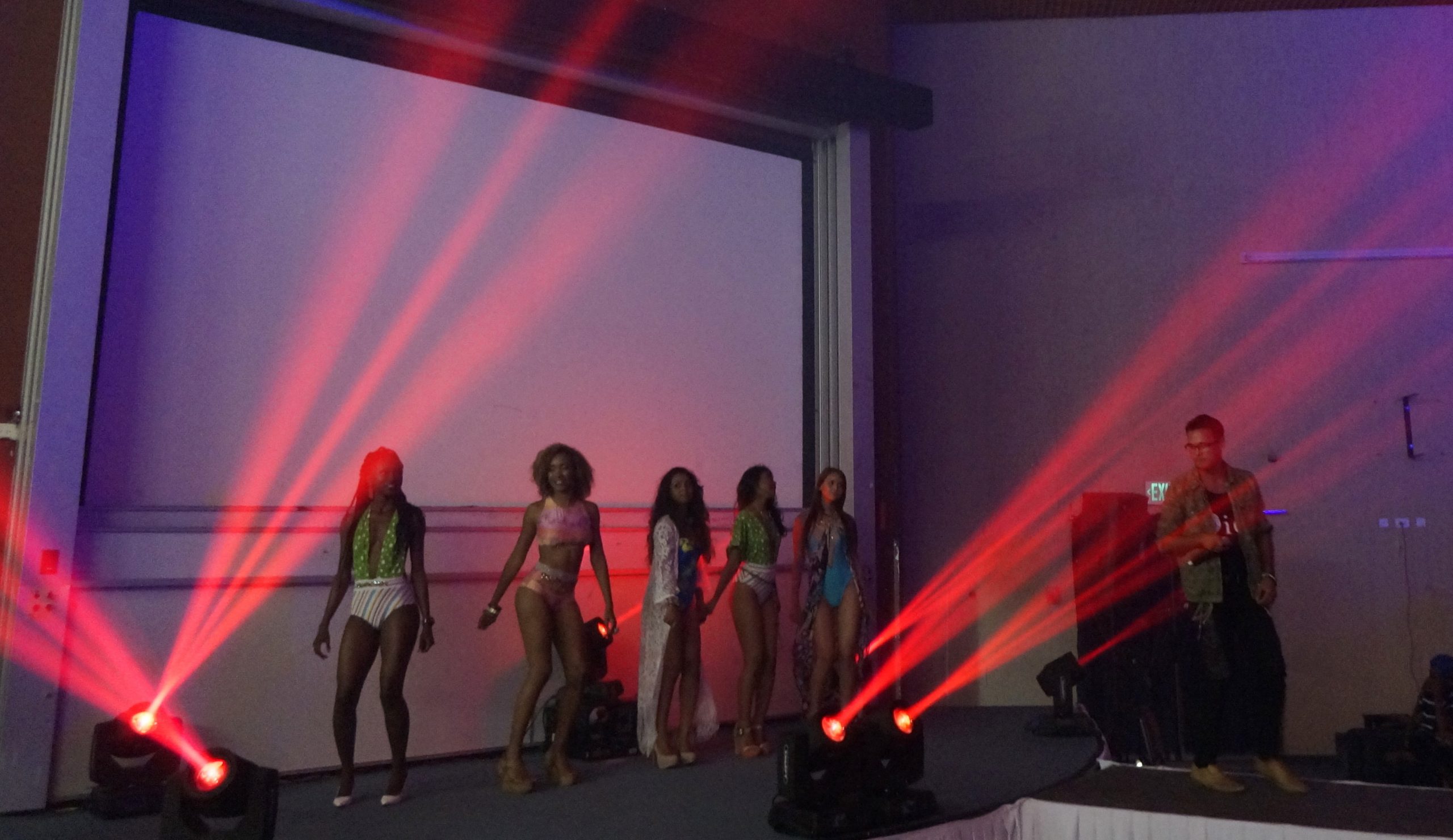 TTOPS FASHION SHOW 2015